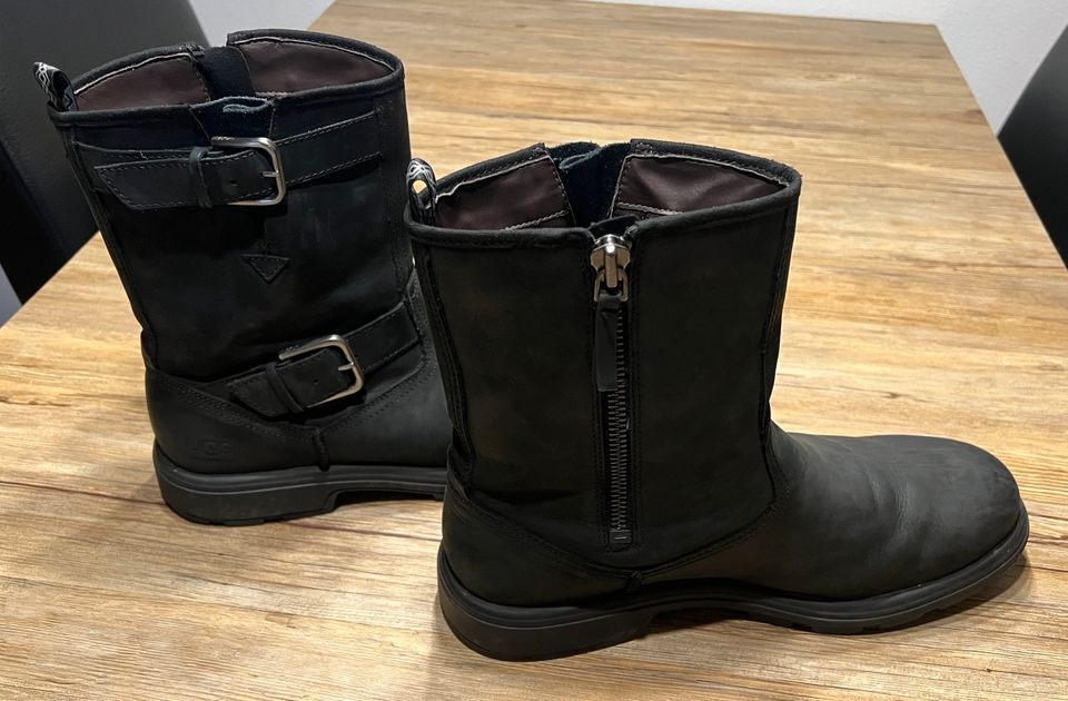 UGG Herrenstiefel Moto Leder schwarz 1106808 in Ingolstadt