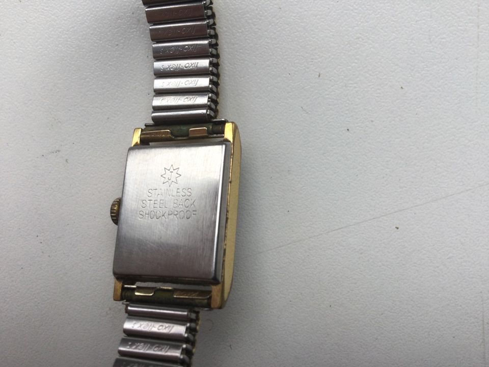 Junghans 17 Jewels Armbanduhr Handaufzug Läuft Damen 60er Jahre in Petersberg
