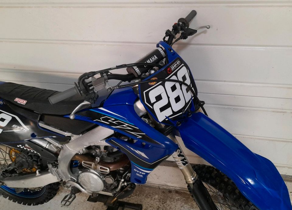 Yamaha yz-f 250 Modell 2021 (Inzahlungnahme möglich, Motocross) in Wehretal