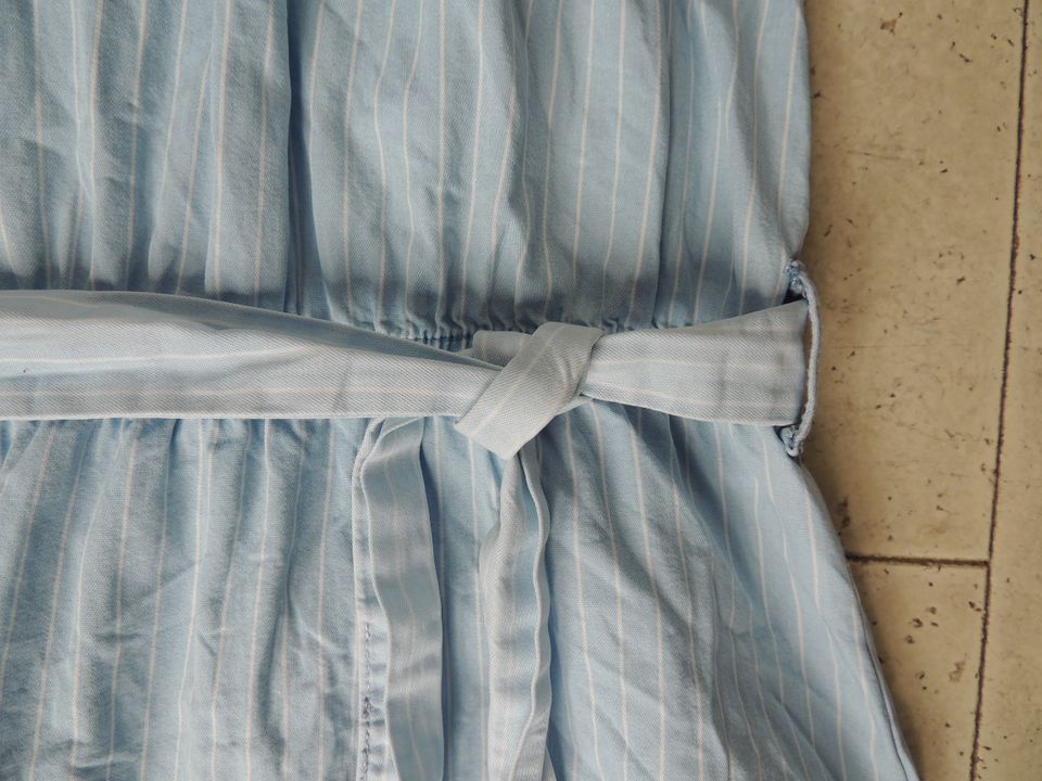Kleid blau weiß Streifen Gr. 134/ 140 Yigga in Paulinenaue