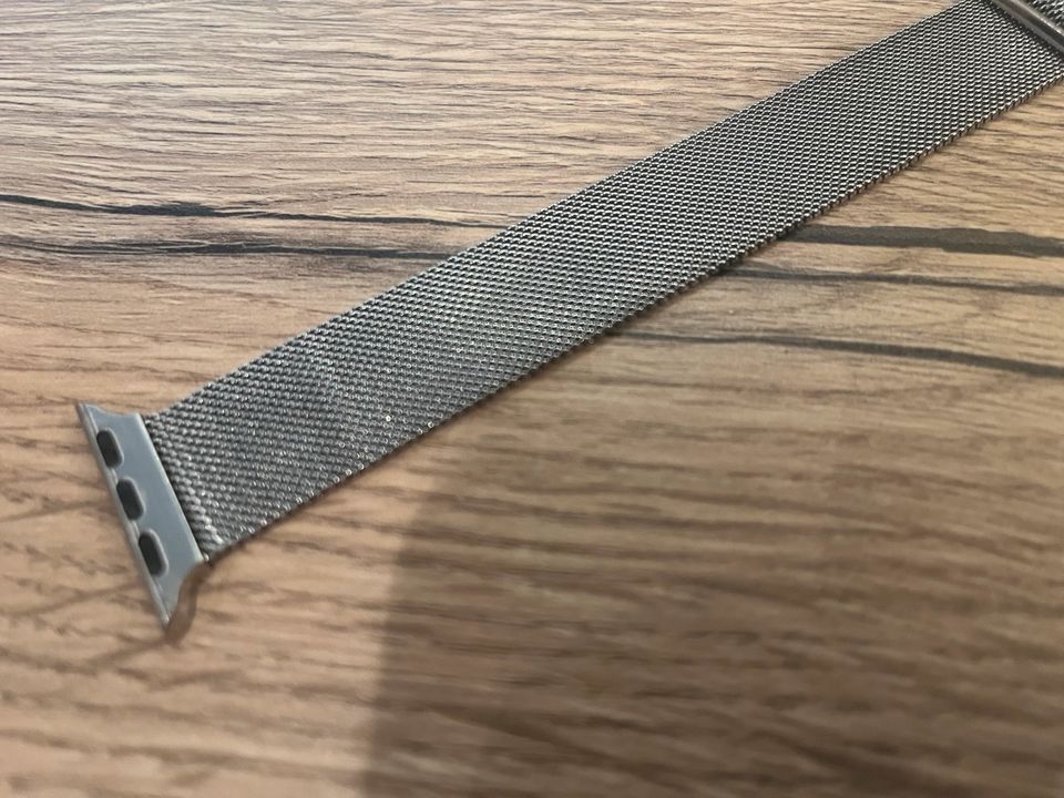 Original Apple Watch Milanaise Armband Loop Graphit in Chemnitz