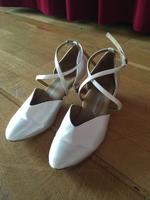 Tanzschuhe weiß Diamant Hessen - Gelnhausen Vorschau