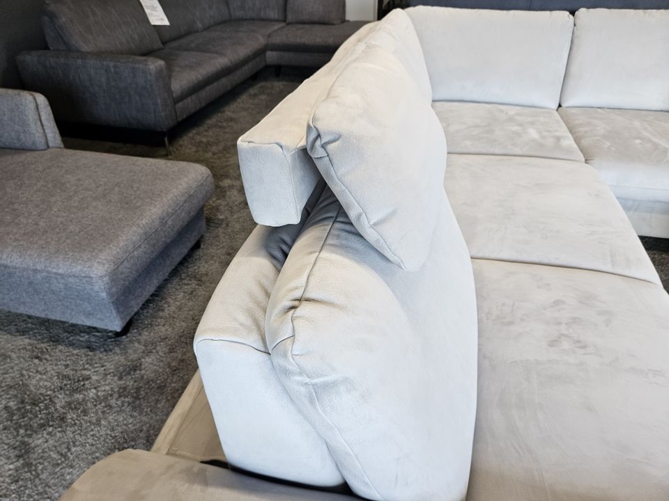 NEU Wohnlandschaft Couch 4x Sitztiefenverstellung Hocker Staufach in Bocholt