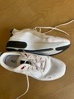 Nike Air weiß Gr 39 Sneaker Nordrhein-Westfalen - Neuss Vorschau