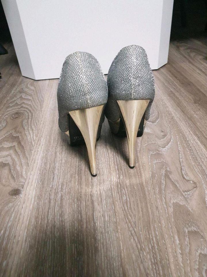High Heels pumps absatzschuhe silber gold 37 13,5 cm hoch in Frankfurt am Main