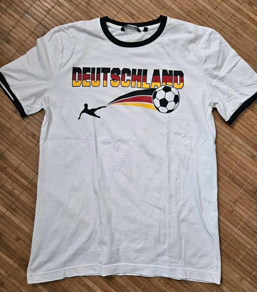 DEUTSCHLAND T-Shirt Fußball Gr S weiß Top Zustand in Freckenfeld