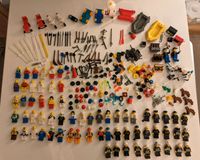 Lego Figuren Figurzubehör Waffen Werkzeuge LEGO Bielefeld - Schildesche Vorschau