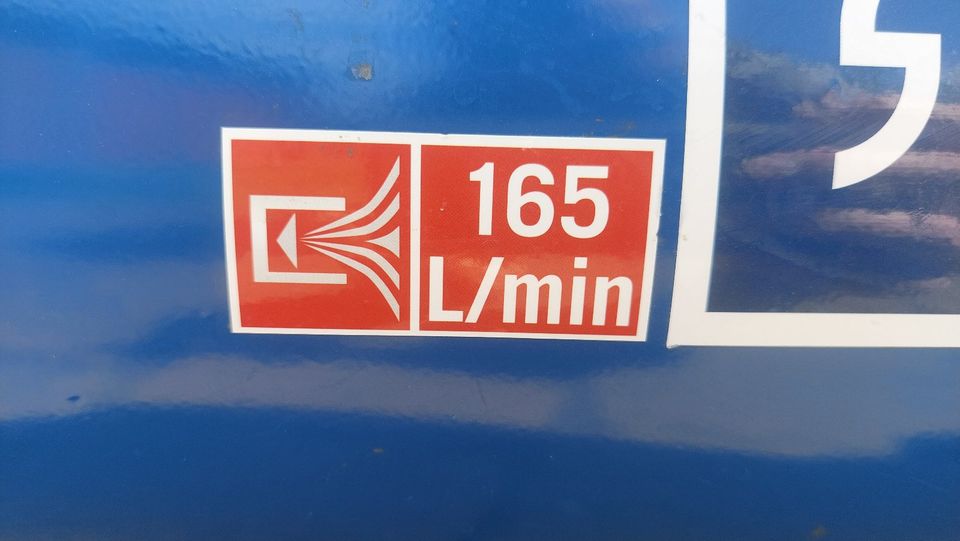 vermiete mittelgroßen Kompressor 165 Liter/min. (Lichtstrom) in Neubrandenburg