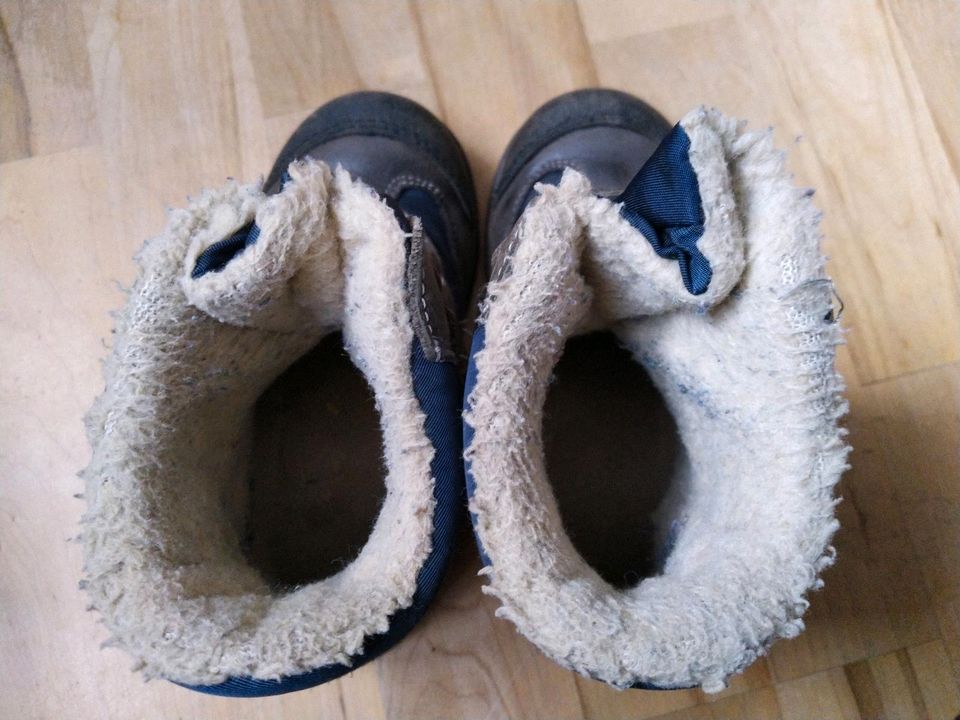 Gefutterte Jungswinterstiefel von Szamos, 26 in Stein