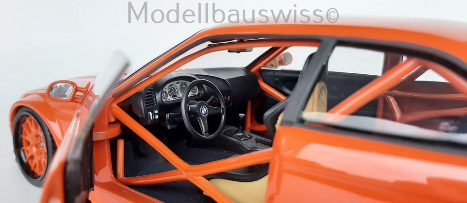 Bmw e36 M3 Gtr daloon 1:18 modellauto in 47178 Duisburg für 70,00 € zum  Verkauf