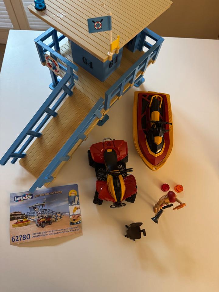 Bruder 62780 Life Guard Station + Quad/Jetski Rettungsschwimmer in Embsen