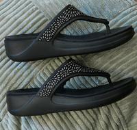 Neu Crocs Flip Flops W10 Größe 41 - 42 Berlin - Zehlendorf Vorschau