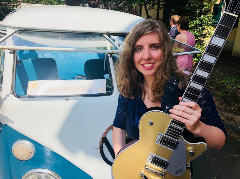 Hochzeitssängerin Trauungsmusik Hochzeitsmusik Live Musik Gitarre in Köln