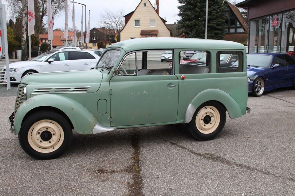 Renault Juvaquatre-4  Dauphinoise Kombi in Nürnberg (Mittelfr)