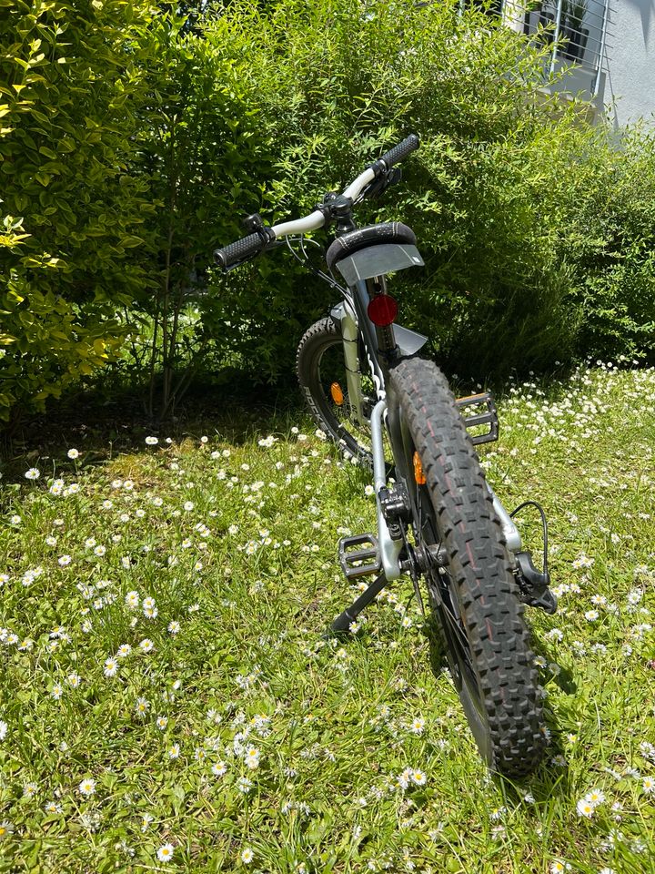 Woom Off 4 Mountainbike (Top-Zustand) in Mainz