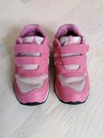 New Balance Turnschuhe Sneaker pink Gr. 24 Kr. München - Ismaning Vorschau