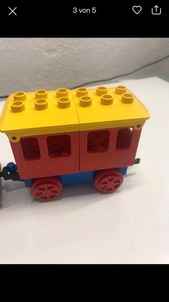 Lego Duplo Eisenbahn in Stein