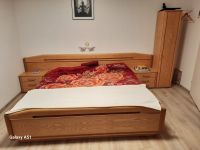 Schlafzimmer Möbel komplett (Doppelbett 2 Nachttische 3 Schränke) Baden-Württemberg - Markdorf Vorschau