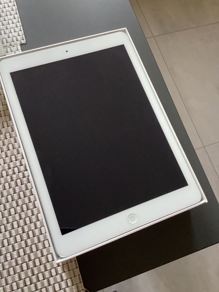 IPad-Air Wi-Fi 16 GB Silver MD788FD/B in Nettetal