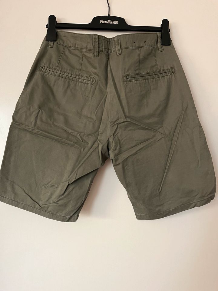 Shorts schwarz Khaki asos Smog s weite 30 in Rosdorf