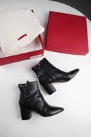 Valentino Garavani Stiefel Stiefeletten 39 Schwarz Lederstiefel N Wandsbek - Hamburg Marienthal Vorschau