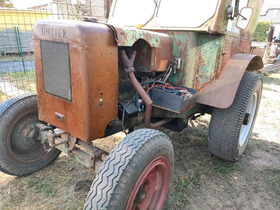 DDR OLDTIMER Traktor Einzelstück Eigenbau Papiere in Ahrensfelde