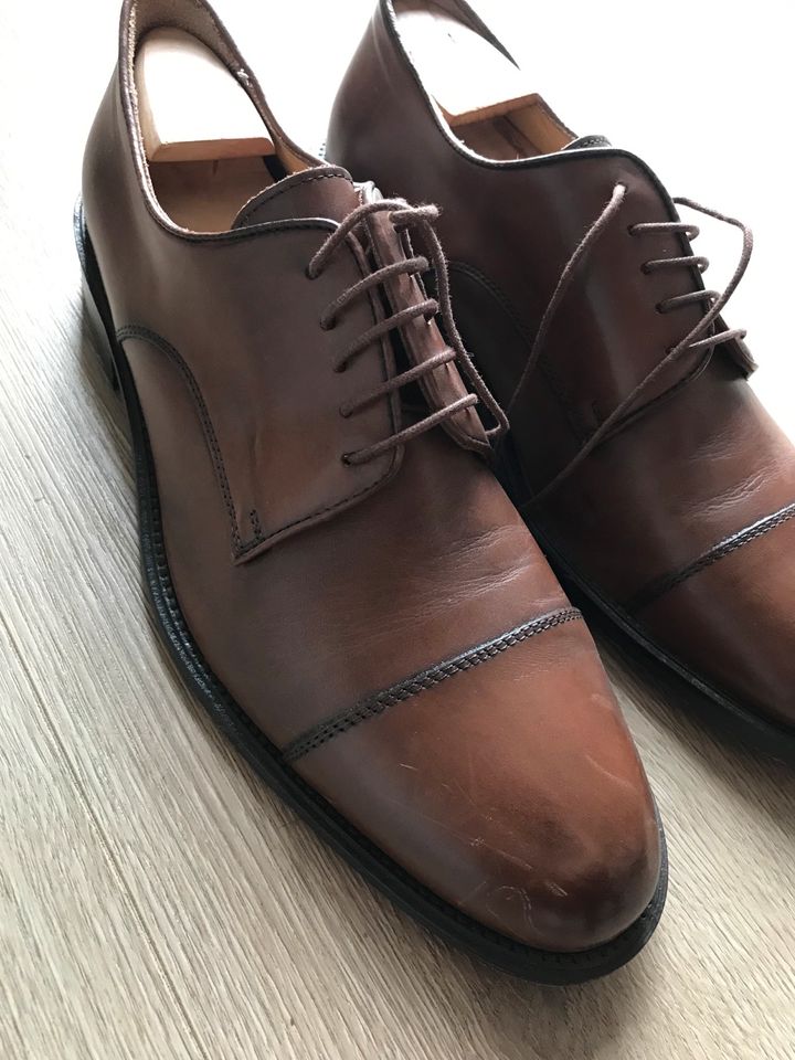 Schuhe für Anzug / Business Leder 43 / 42 braun in Mönchengladbach