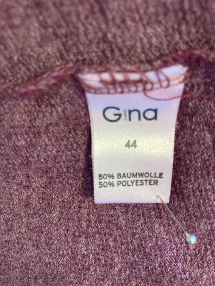 Sweatshirt mit Sternchen von Gina in Gr 42/44, Bordeauxrot in Bietigheim-Bissingen