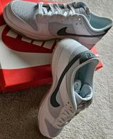 Nike Schuhe neu und ungetragen Nordrhein-Westfalen - Schwerte Vorschau