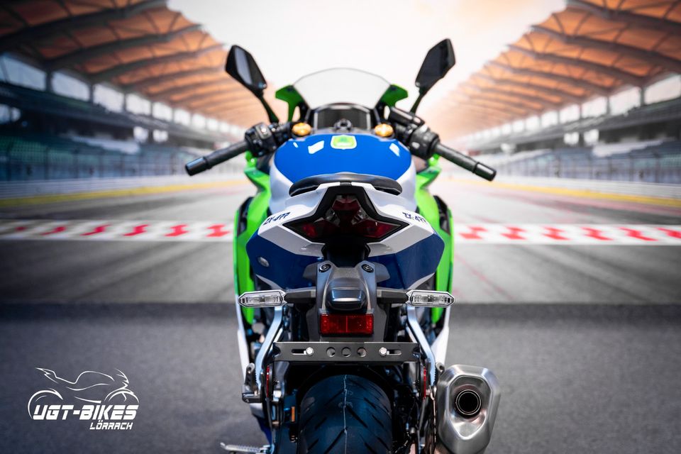 Kawasaki ZX4R Neu Motorrad Supersport Sport 2024 in Lörrach
