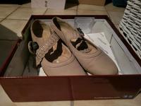 Beige Damenschuhe Größe 40 Bayern - Landshut Vorschau
