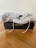 Converse All Star CTAS OX Schuhe Damen 7 weiß silber 37.5 Nordrhein-Westfalen - Moers Vorschau