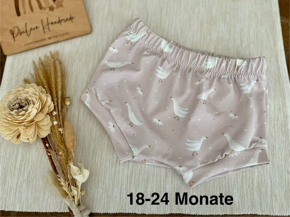 Philara Handmade Bummie Shorts kurze Hose 18-24 Monate in Neuried