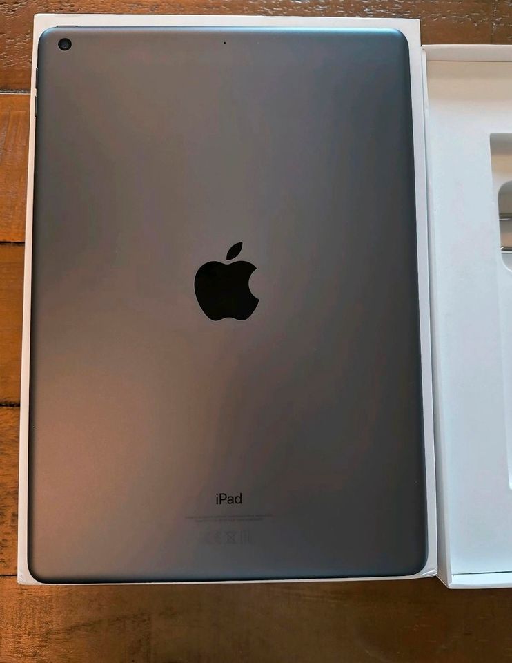 Apple 10.2" iPad 9. Gen WLAN + LTE, 64GB, Space Grau in Löhne