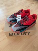 Adidas Yezzy Boost 700 „Hi-Res Red“ (Size US 9.5) Hessen - Fischbachtal Vorschau