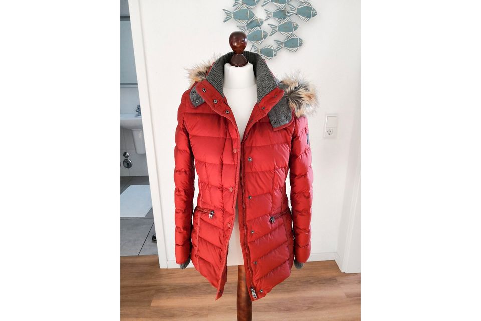 Hochwertige Daunenjacke – Marc O’Polo – karminrot – 36 – NP349EUR in Kehl