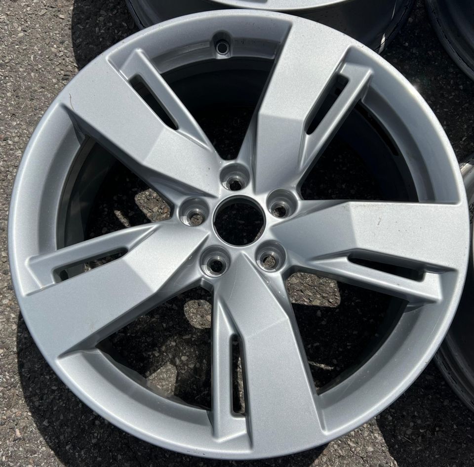 4 ORIGINAL 19" ALUFELGEN AUDI Q5 FY 80A601025D 8x19 ET39  #1IPB in Bad Tölz