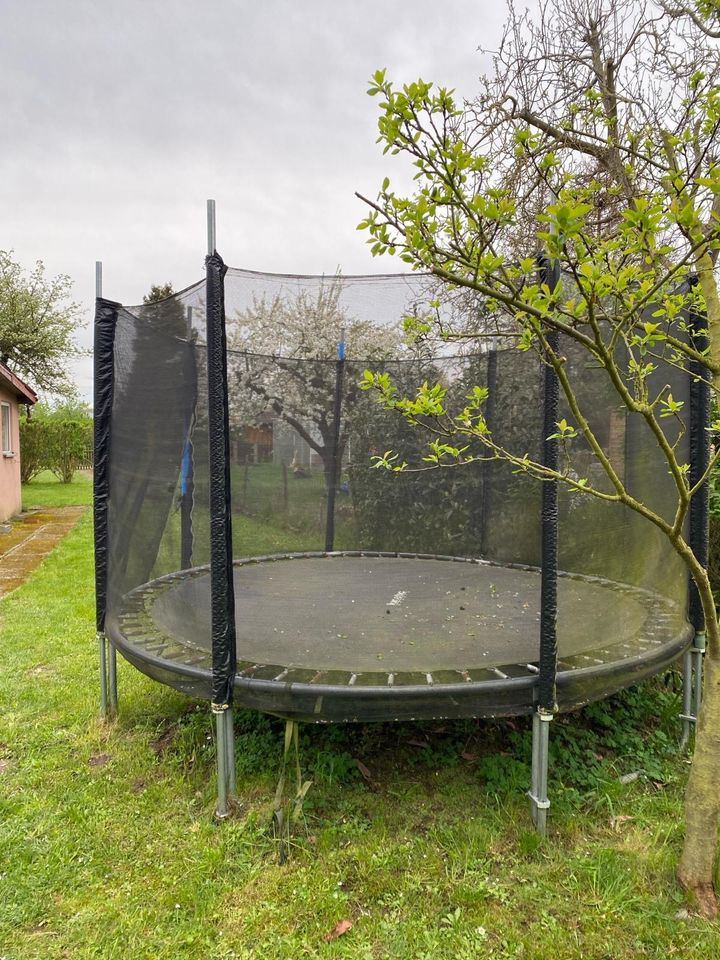 Trampolin 366cm Durchmesser in Laatzen