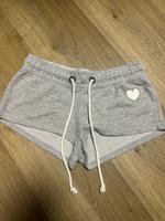 Cute Low Waist Jogging Shorts kurze Hose Gr. XS New Yorker grau Niedersachsen - Giesen Vorschau