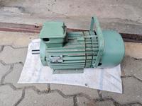 VEB Thurm DDR Elektromotor mit Bremse 2,2kW Drehstrom Bremsmotor Brandenburg - Guben Vorschau