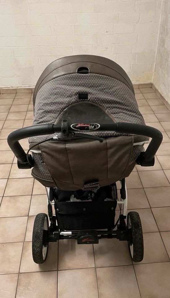 Hartan Xperia Kinderwagen + Zubehör in Herdecke