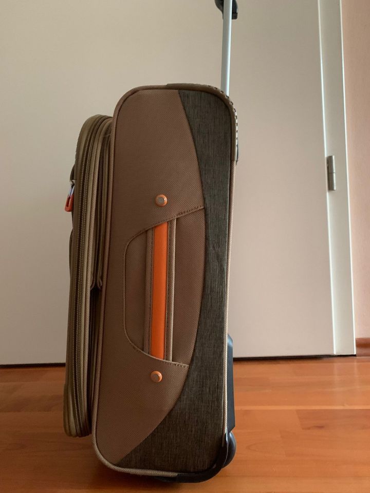 Calvin Klein Kabinen Gepäck Trolley Koffer 55X35X25cm NEU in Düsseldorf -  Bezirk 8 | eBay Kleinanzeigen ist jetzt Kleinanzeigen