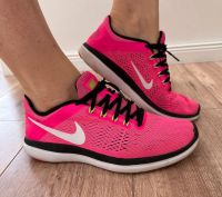 Nike flex 2016 run Sneaker Sport Schuhe getragen Gr. 41 Brandenburg - Potsdam Vorschau