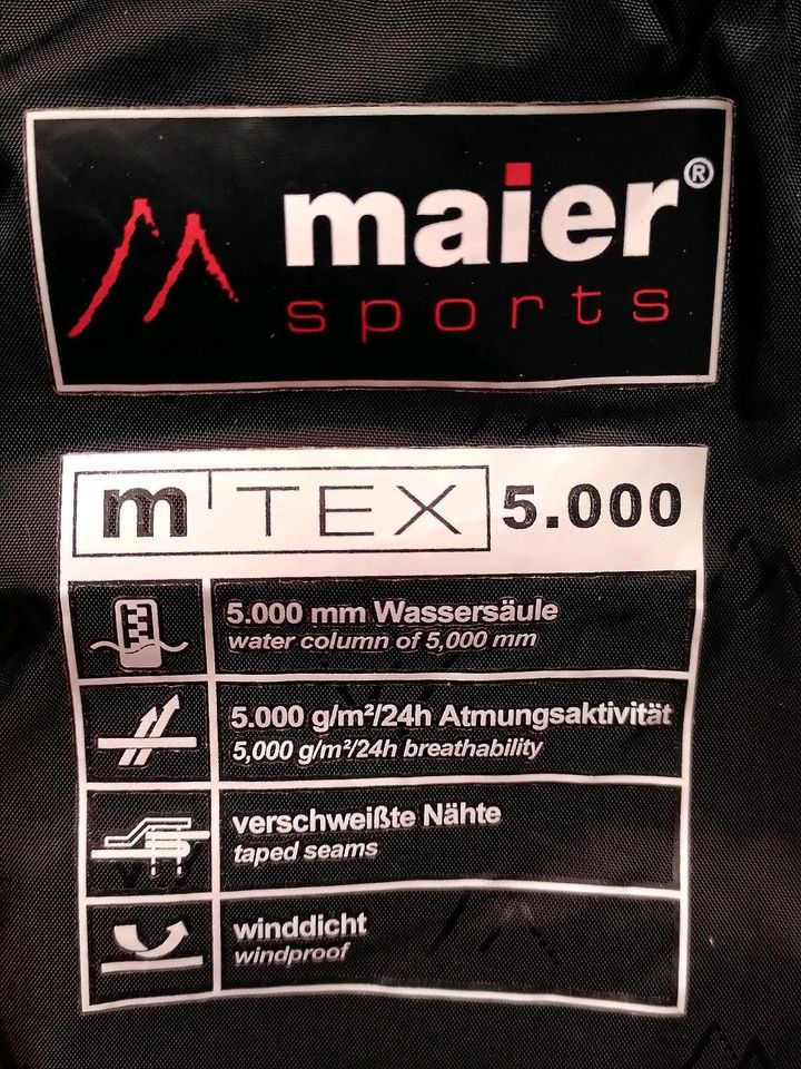 MAIER SPORTS Wasserdichte Damen Jacke mit Kapuze Gr. 36 Rot in Stutensee