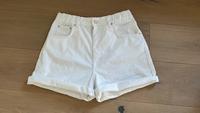 Pull & Bear Jeans Shorts Gr. 38 weiß Niedersachsen - Zeven Vorschau