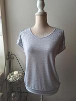 T-Shirt mit Pailletten von Cecil Gr.XS  / Gr. 36  ,,Top Zustand " Nordrhein-Westfalen - Moers Vorschau