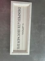 Dekoschild aus Holz 44x17cm warning desperate housewife Bayern - Kaufbeuren Vorschau