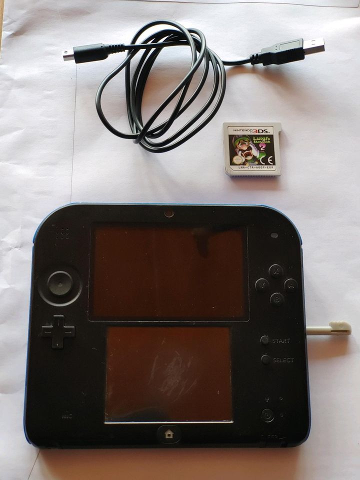 Nintendo 2DS Luigis Mansion 2 Spiel Ladekabel in Löchgau