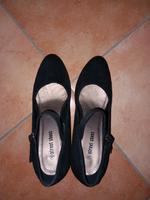 Schöne schwarze Damen  Pumps      gr39 Bayern - Hollstadt Vorschau