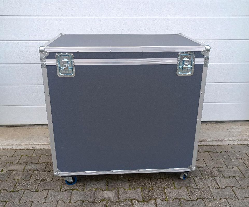 Flightcase Box 1,20x0,80x1,20m (lxbxh) in Niedernhall